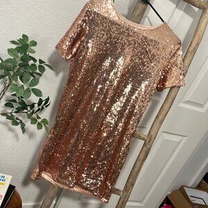 Sequin gold rose t shirt dress, fits like a small